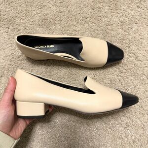 Veronica Beard Cecile Cream Black Cap Toe Loafers NWOT 8M